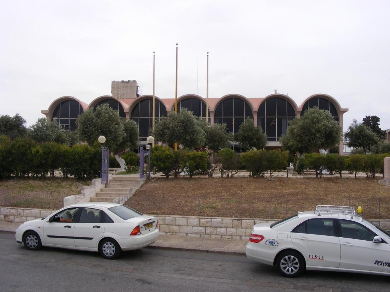 فندق سيفين أرشز القدس المظهر الخارجي الصورة